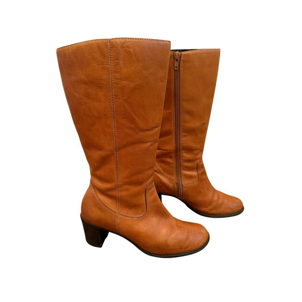 Azaleia Women's Brown Vintage Round Toe Leather Boots 6.5